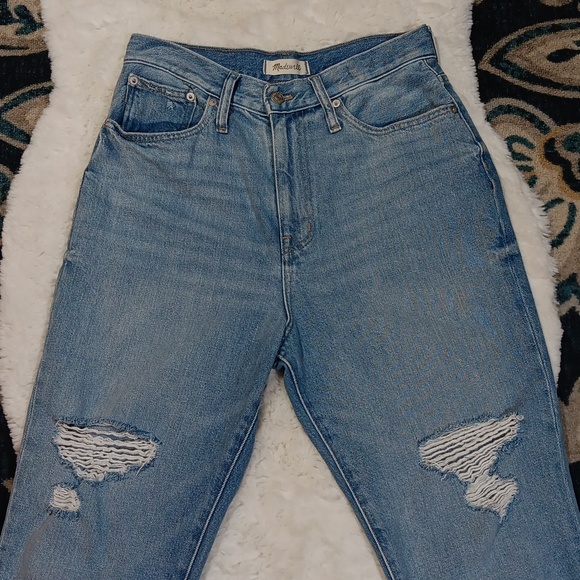 Madewell the mom jean high rise distressed light wash jeans Women's sz 28 - Picture 3 of 10